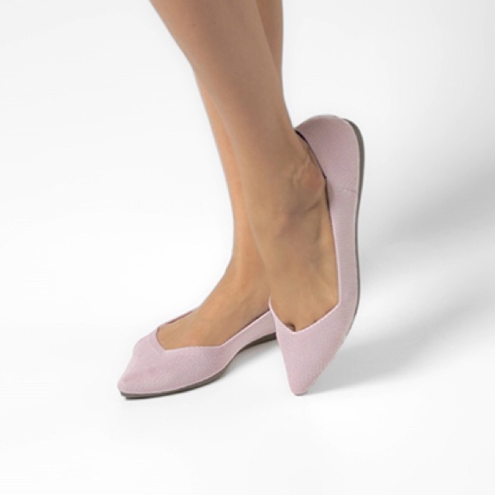 Petal pink Rothy’s- size 8.5